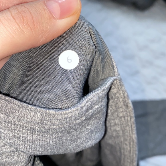 Lululemon heathered grey Capri leggings - Picture 2 of 3